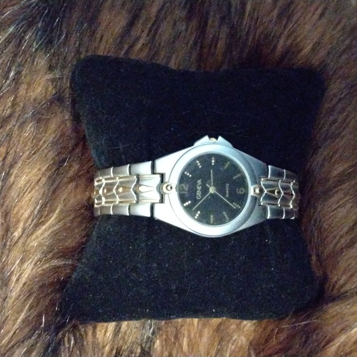Vintage Geneva Quartz Watch